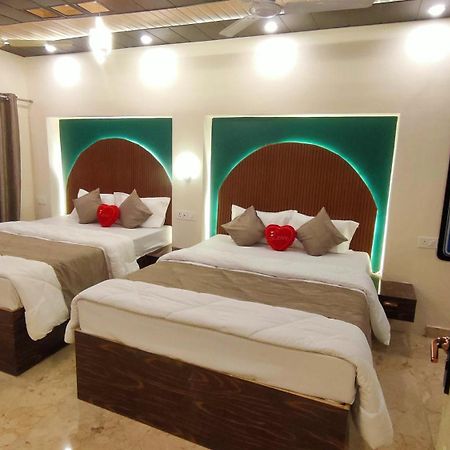 Sri Krishna Residency Hotel พาราณสี ภายนอก รูปภาพ