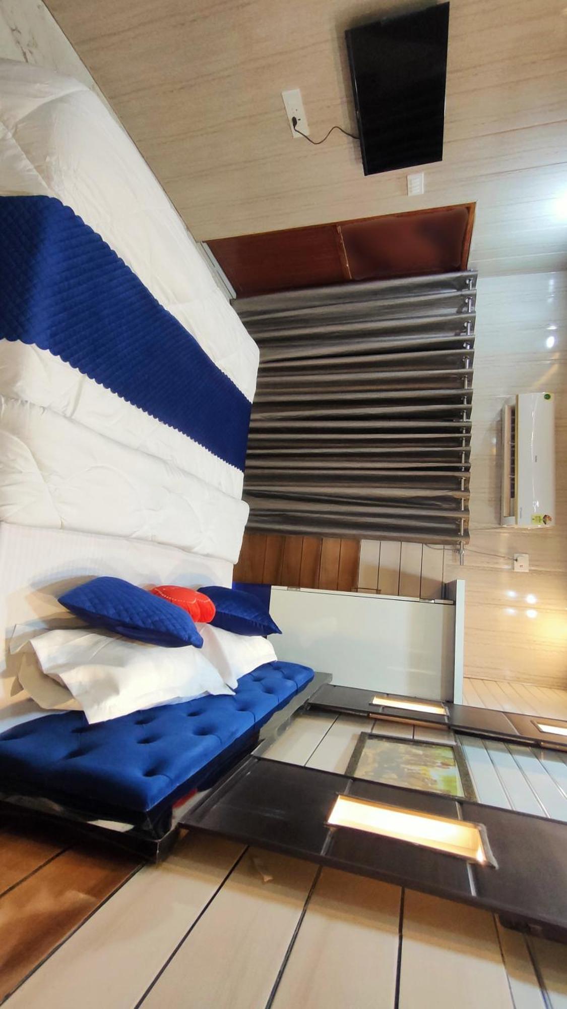 Sri Krishna Residency Hotel พาราณสี ภายนอก รูปภาพ
